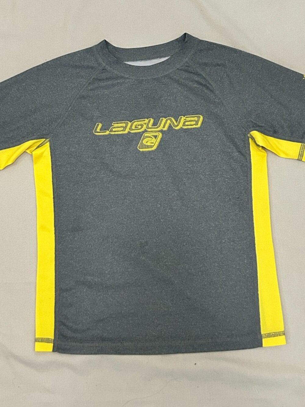 Bundle: (3) Swim Rash Guard - Size 8 - Picture 3 of 8